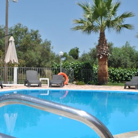 Palmyra Studios Kavos Exterior photo