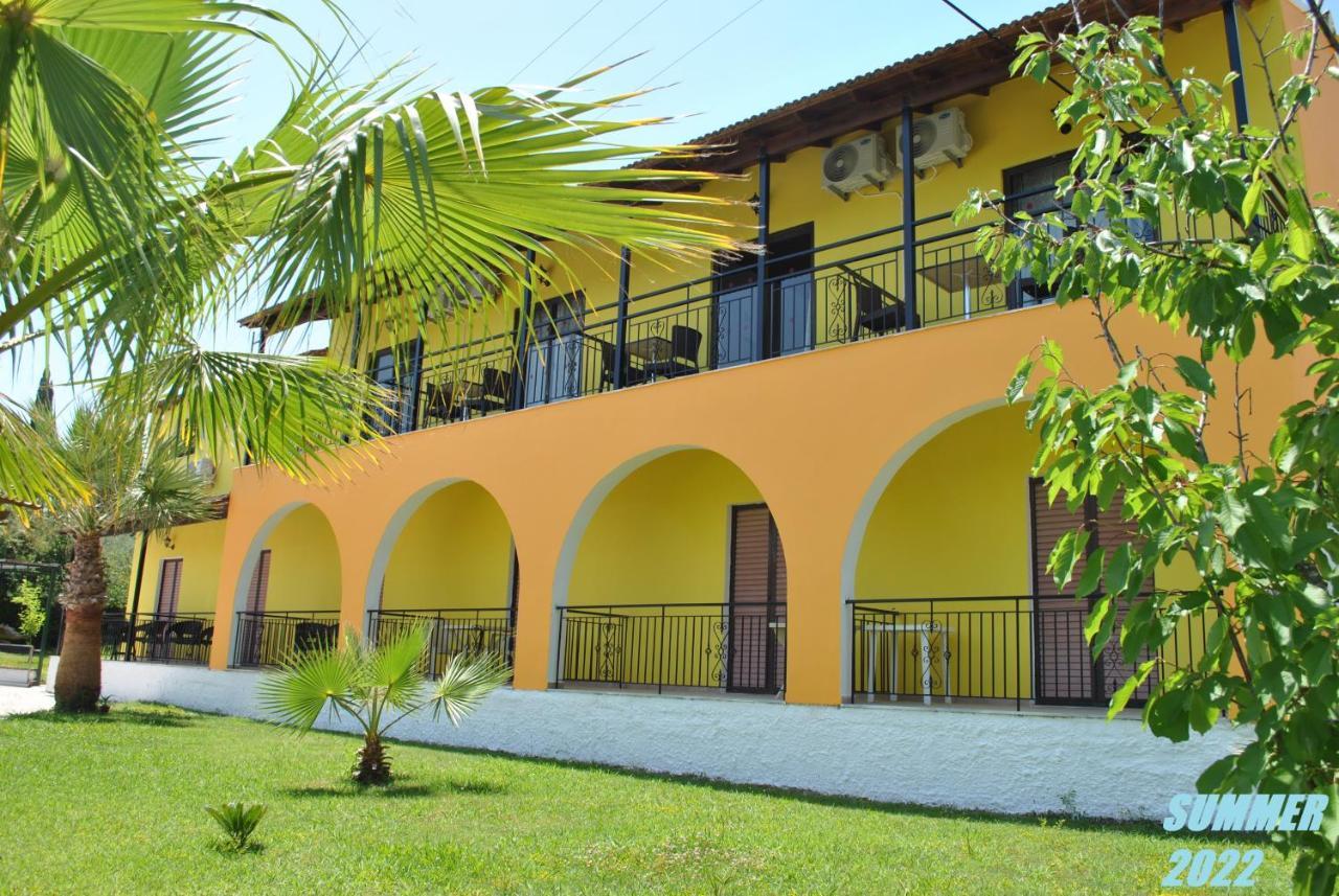 Palmyra Studios Kavos Exterior photo